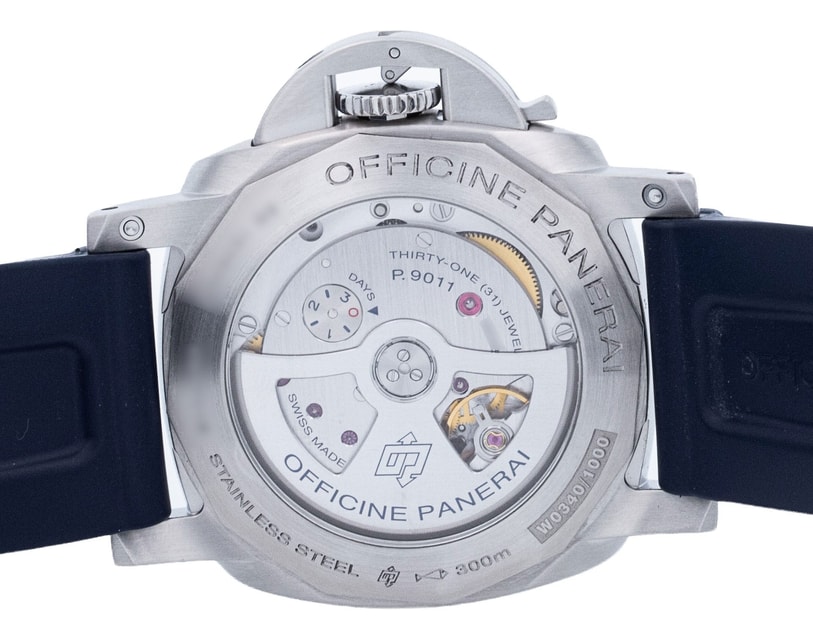 Panerai Luminor GMT PAM01033 Image 4